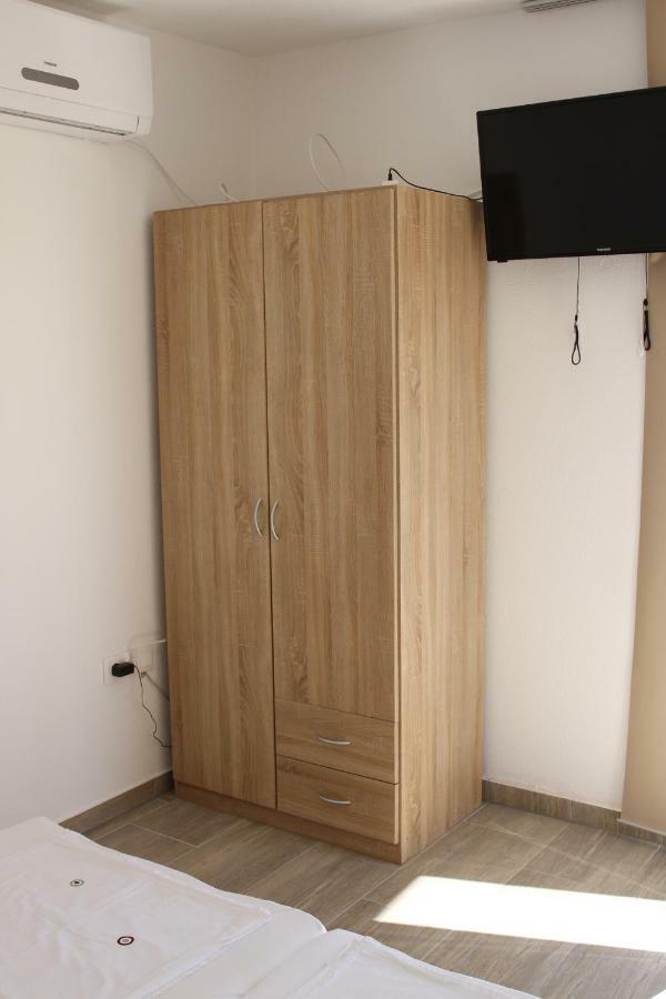 Apartmani Subasic Pag Town Luaran gambar
